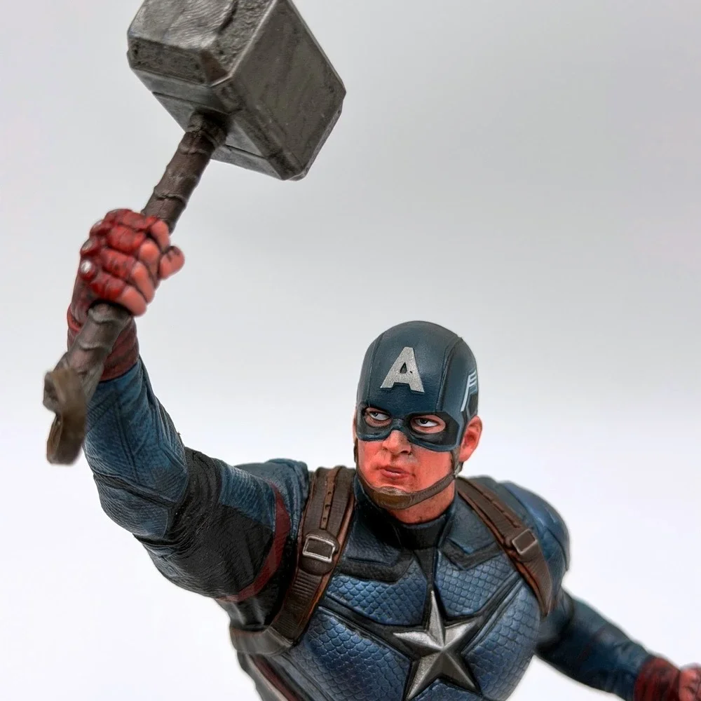 Diamond Select Toys Marvel Gallery Captain America Worthy Endgame PVC 11.75